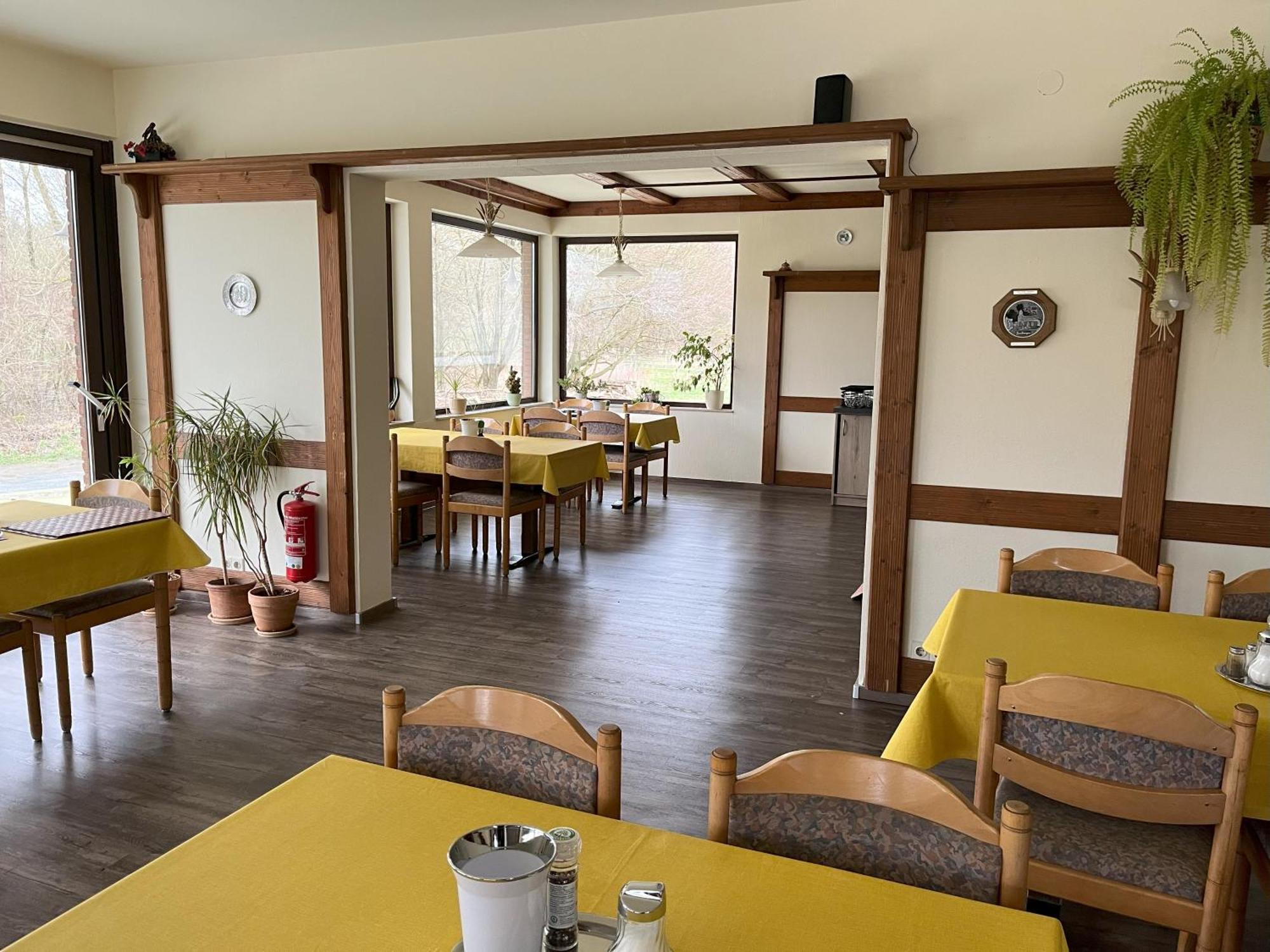 Hotel Am Steinertsee Kaufungen المظهر الخارجي الصورة