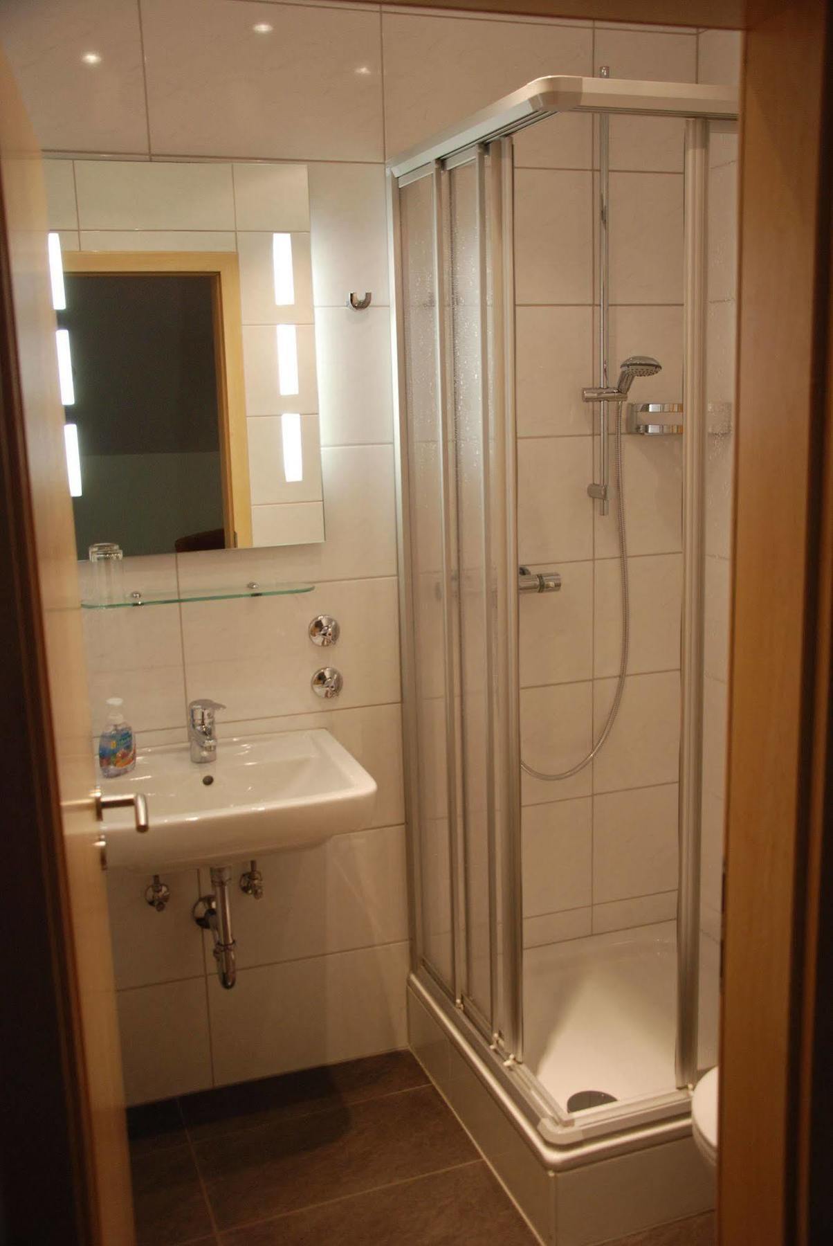 Hotel Am Steinertsee Kaufungen المظهر الخارجي الصورة