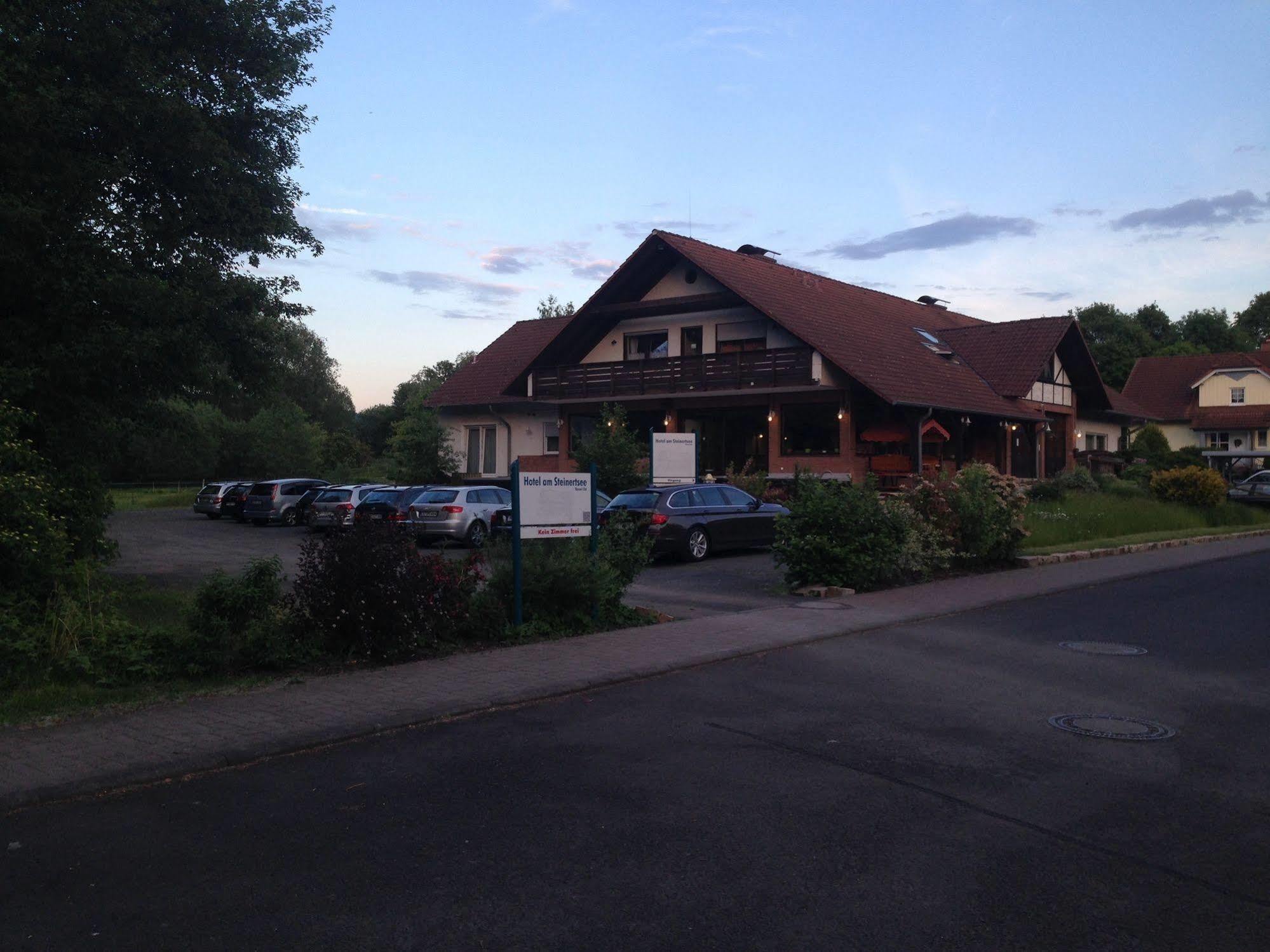 Hotel Am Steinertsee Kaufungen المظهر الخارجي الصورة